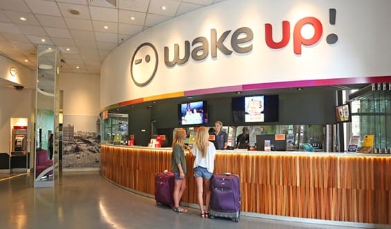 wake up hostel sydney