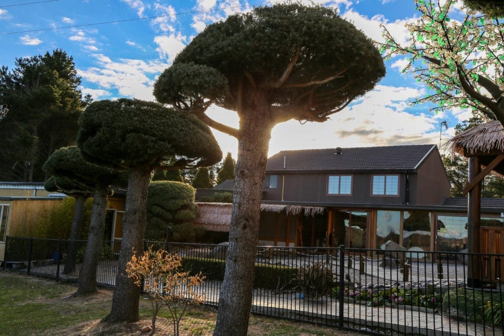 Japanese-bath-house-in-blue-mountains