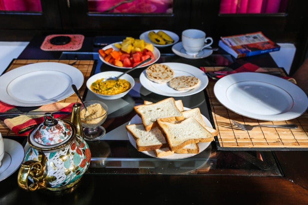 ella-28 - Londoner In Sydney ella-28