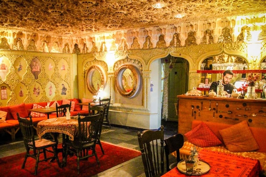 cafe-leila-tbilisi-georgia