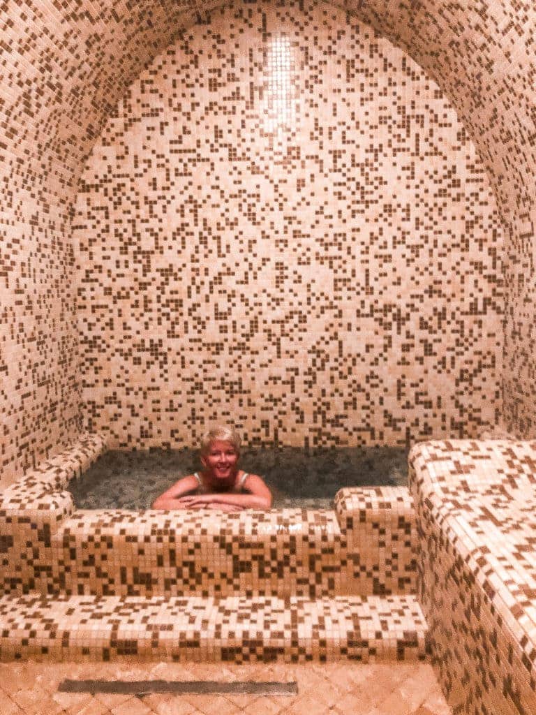 inside-top-sulphur-bath-tbilisi