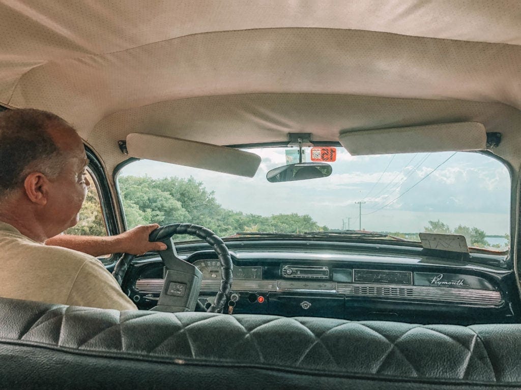 hiring-a-collectivo-in-cuba