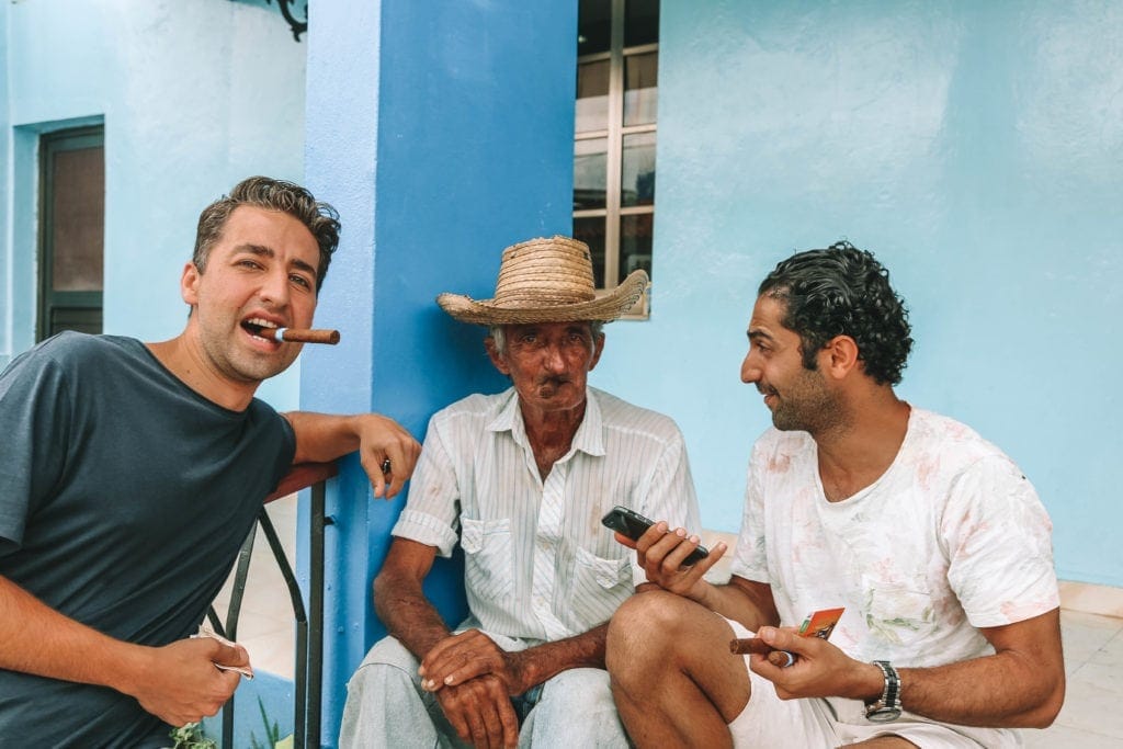 tourists-in-cuba