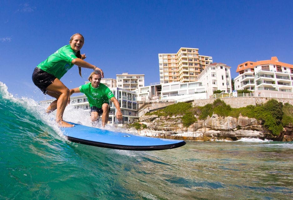 learn-to-surf-bondi-date-ideas-in-sydney - Londoner In Sydney learn-to-surf-bondi-date-ideas-in-Sydney