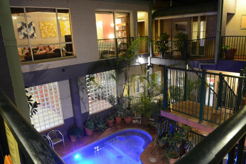 summer-house-newtown-best-hostels-in-sydney - Londoner In Sydney summer-house-newtown-best-hostels-in-sydney