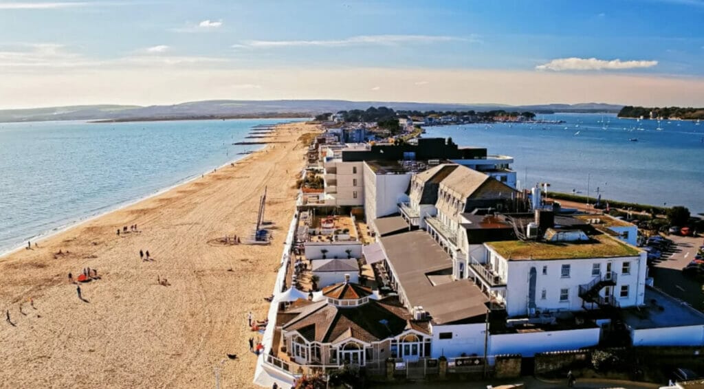 sandbanks-beach-best-beaches-in-uk - Londoner In Sydney sandbanks-beach-best-beaches-in-uk