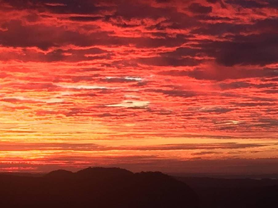 govetts-leap-sunrise-blue-mountains - Londoner In Sydney