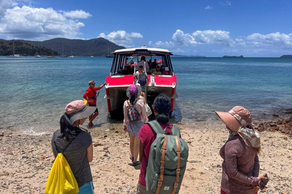 red-cat-adventures-whitsunday-tours