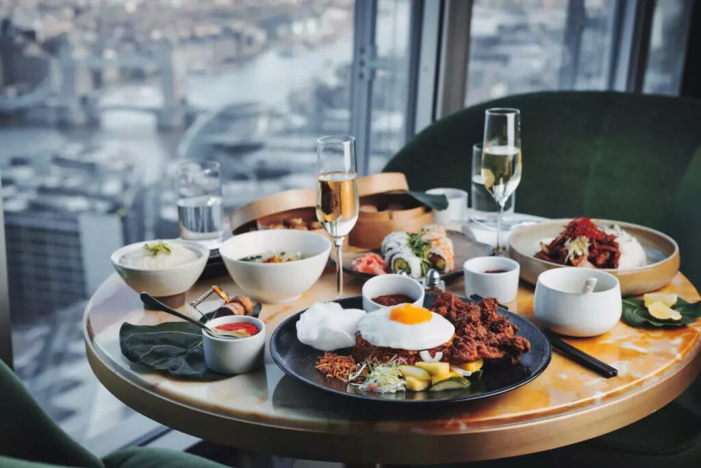 Shangri-La-Hotel-bottomless-brunch-in-sydney