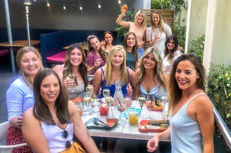 Untied-bottomless-brunch-in-sydney