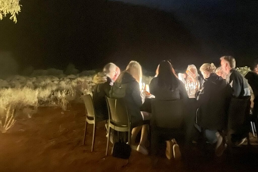 things-to-do-in-uluru-Bbq-under-the-stars