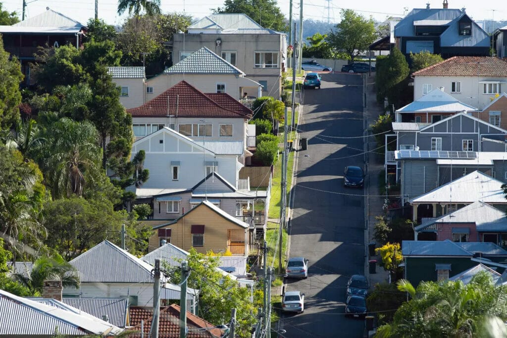 where-to-live-in-brisbane - Londoner In Sydney brisbane-residential-street