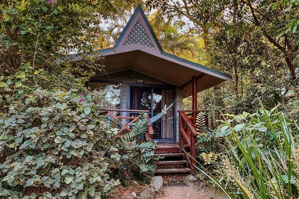 palm-bay-resort-accommodation - Londoner In Sydney cabin-in-tropical-paradise