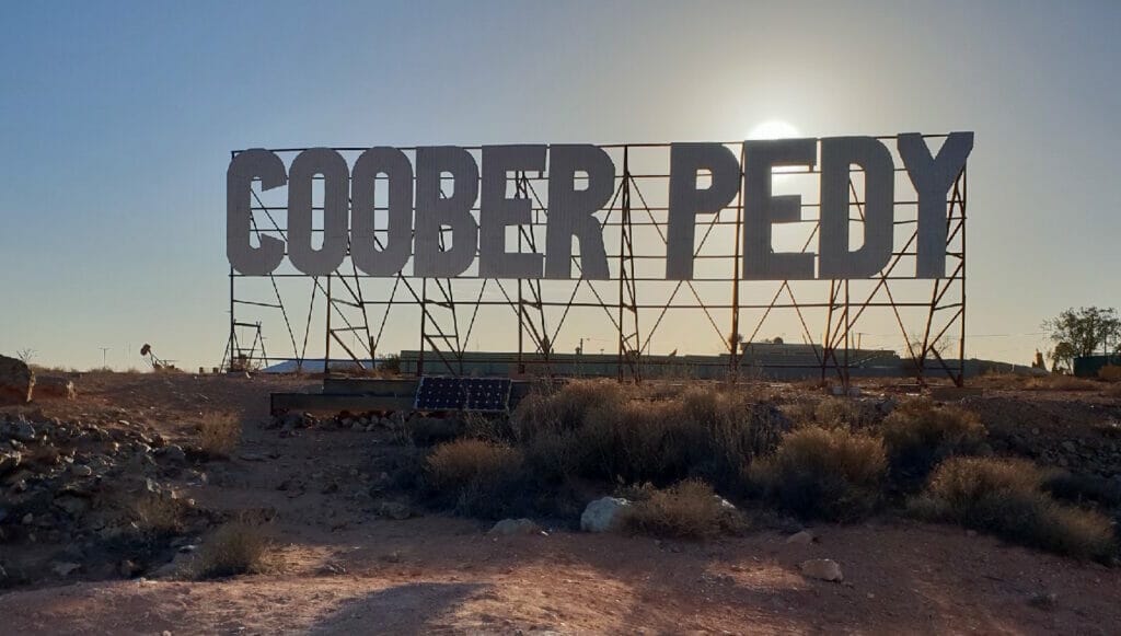 things-to-do-in-Coober-Pedy-Sign - Londoner In Sydney things-to-do-in-Coober-Pedy-Sign