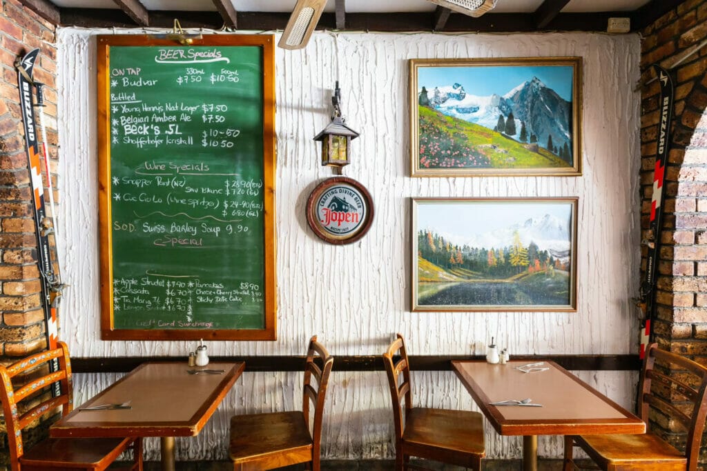 Unas-Darlinghurst-best-european-restaurants-in-sydney