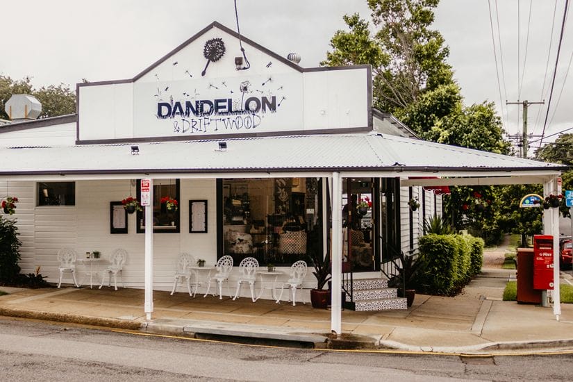 cafe-on-corner-street-in-brisbane