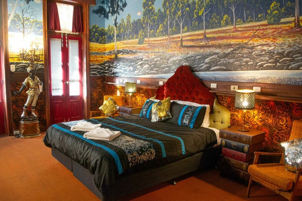 the-palace-hotel-broken-hill - Londoner In Sydney the-palace-hotel-broken-hill