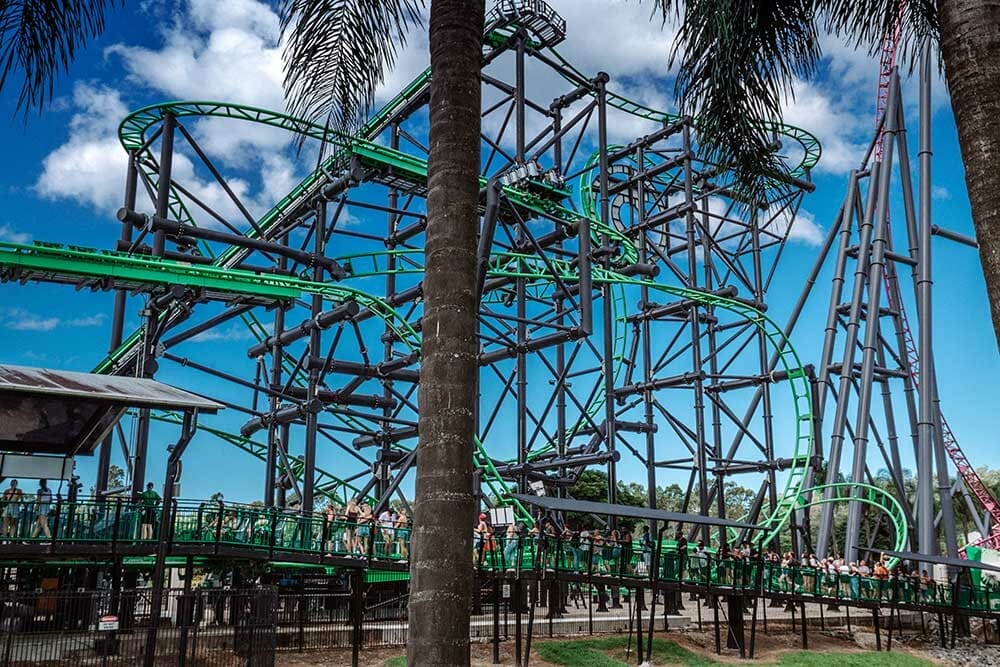 warner-bros-movie-world-gold-coast-green-lantern-ride - Londoner In Sydney warner-bros-movie-world-gold-coast-green-lantern-ride