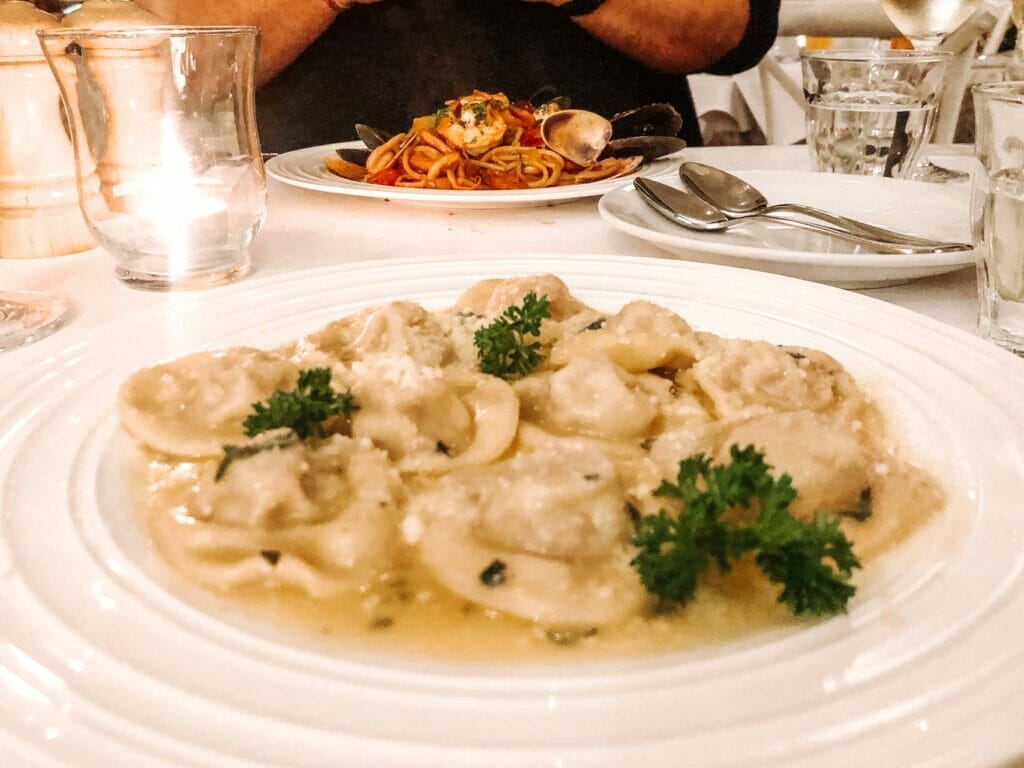 the-italian-on-the-hill-yamba-restaurant - Londoner In Sydney the-italian-on-the-hill-yamba-restaurant