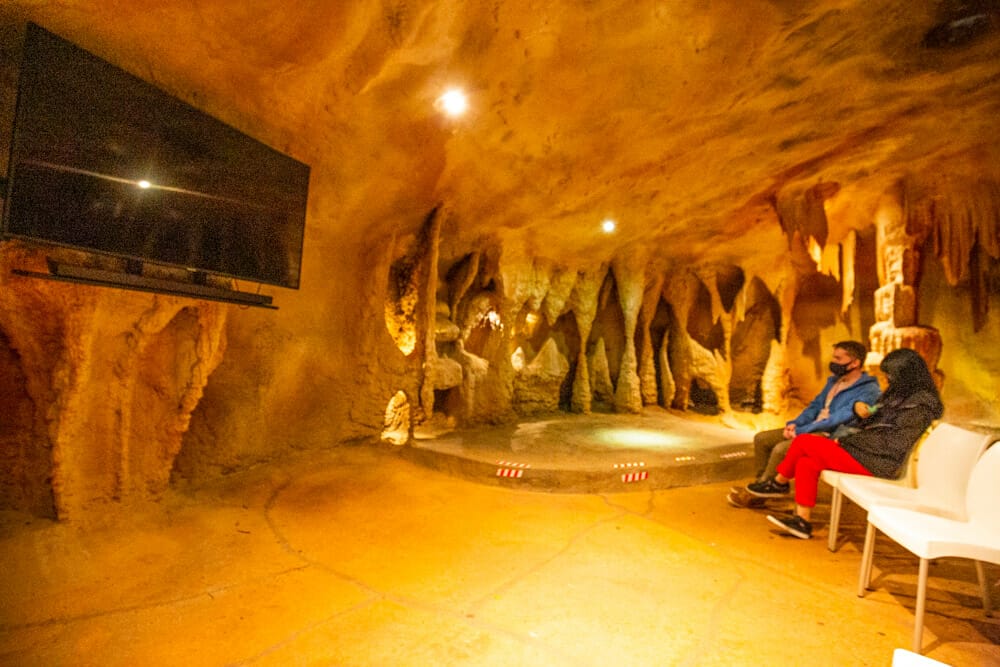 glow-worm-caves-tamborine-mountain - Londoner In Sydney