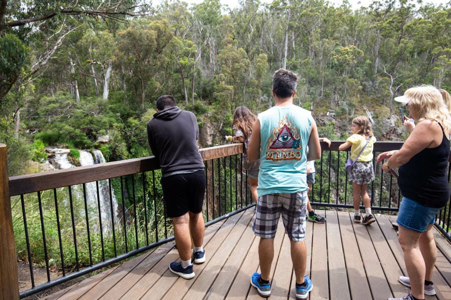 day trip to queen mary falls