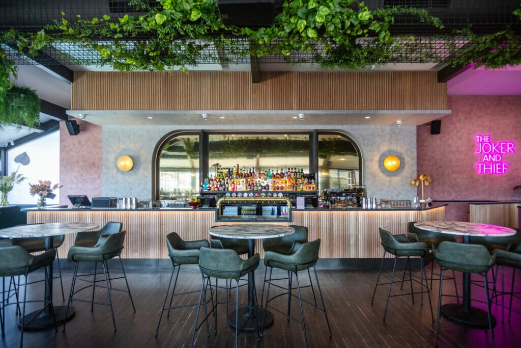 joker-and-the-thief-terrigal - Londoner In Sydney