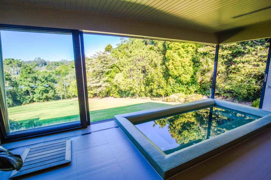 spa-anise-hydro-pool - Londoner In Sydney spa-anise-hydro-pool