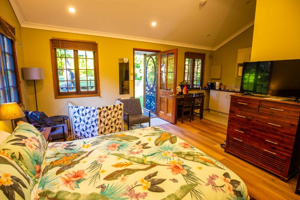sunshine-valley-cottages-dog-friendly-accommodation-sunshine-coast
