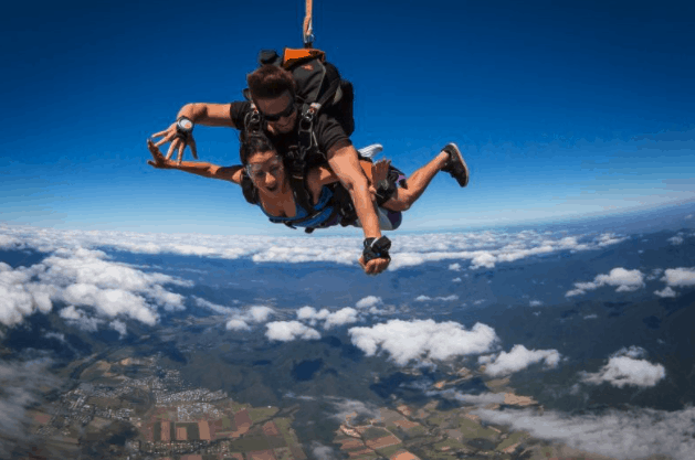 skydiving-in-cairns