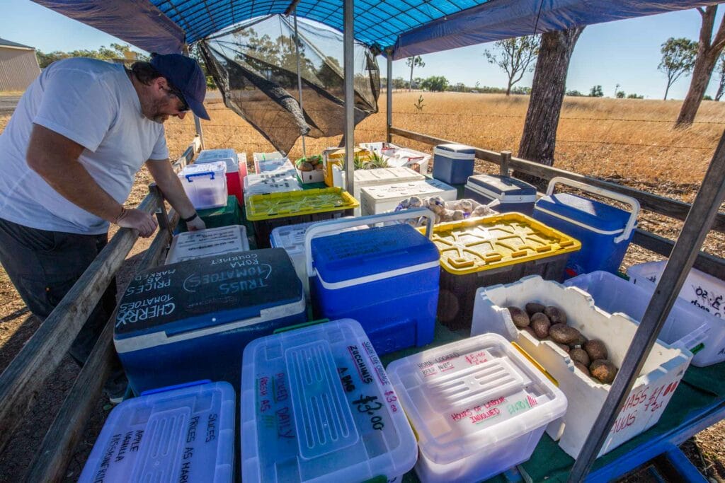 monto-silo-art-trail-honesty-box