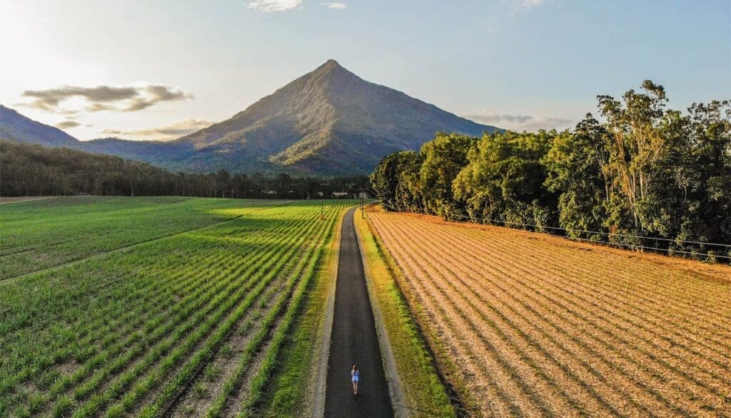 walshs-pyramid-cairns