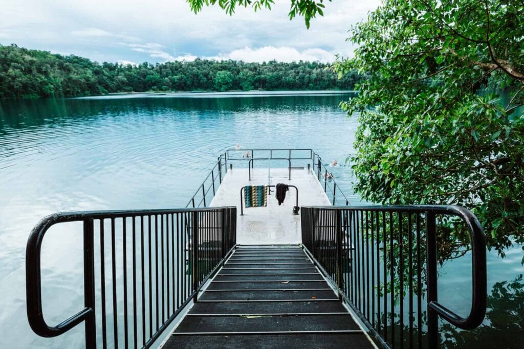 lake-eacham-atherton-tablelands - Londoner In Sydney lake-eacham