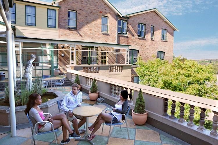 yha-katoomba-blue-mountains - Londoner In Sydney yha-katoomba-blue-mountains