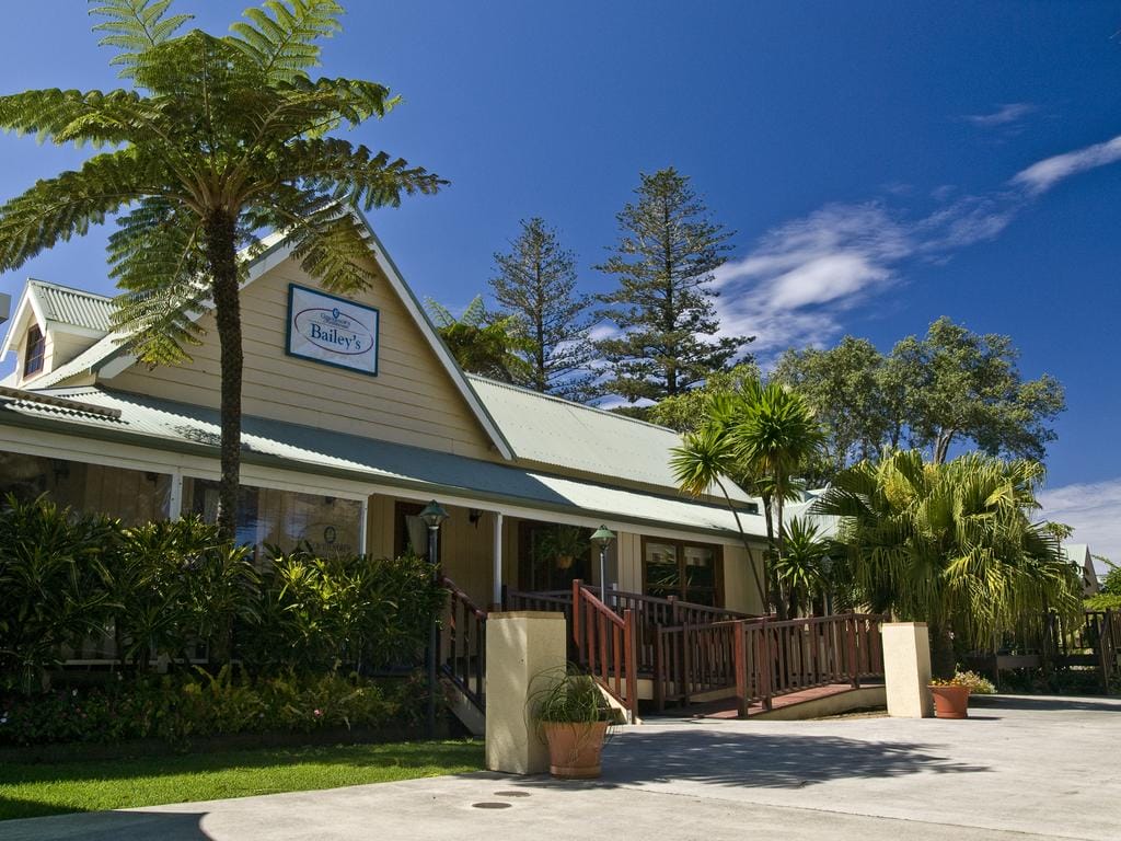 govenors-lodge-norfolk-island