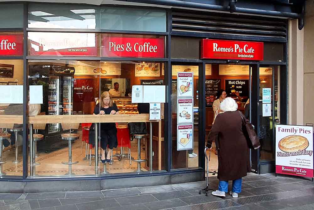 cafes-in-St-Leonards-romeos-pie-shop - Londoner In Sydney cafes-in-St-Leonards-romeos-pie-shop