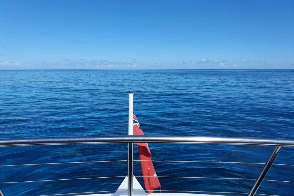 Fitzroy-Island-Ferry - Londoner In Sydney Fitzroy-Island-Ferry-Green-Island-or-Fitzroy-Island
