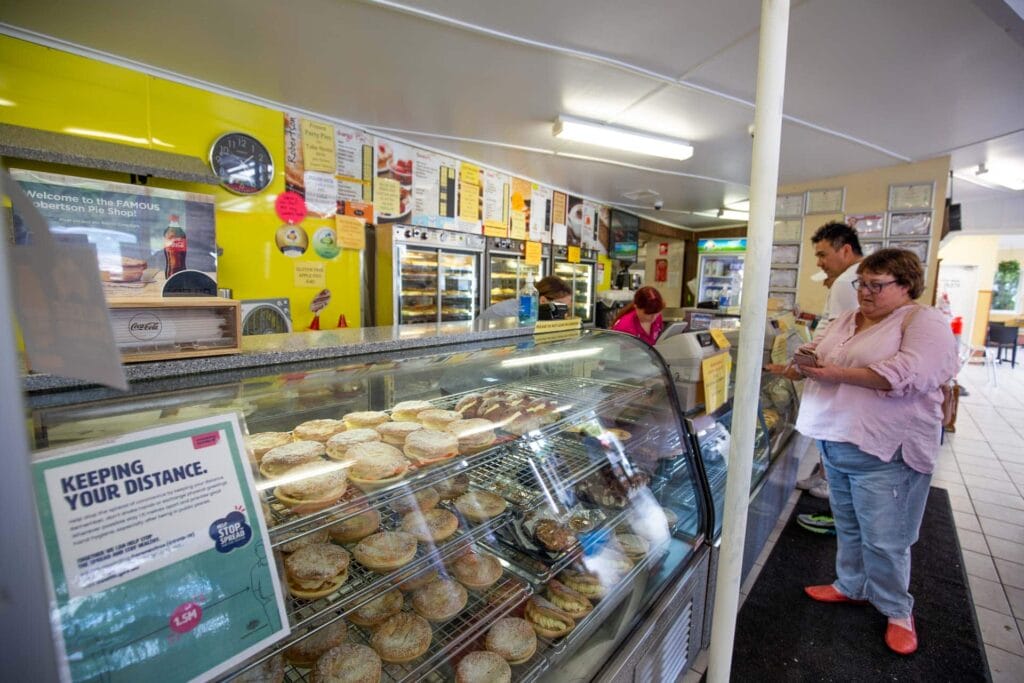 robertson-pie-shop - Londoner In Sydney robertson-pie-shop