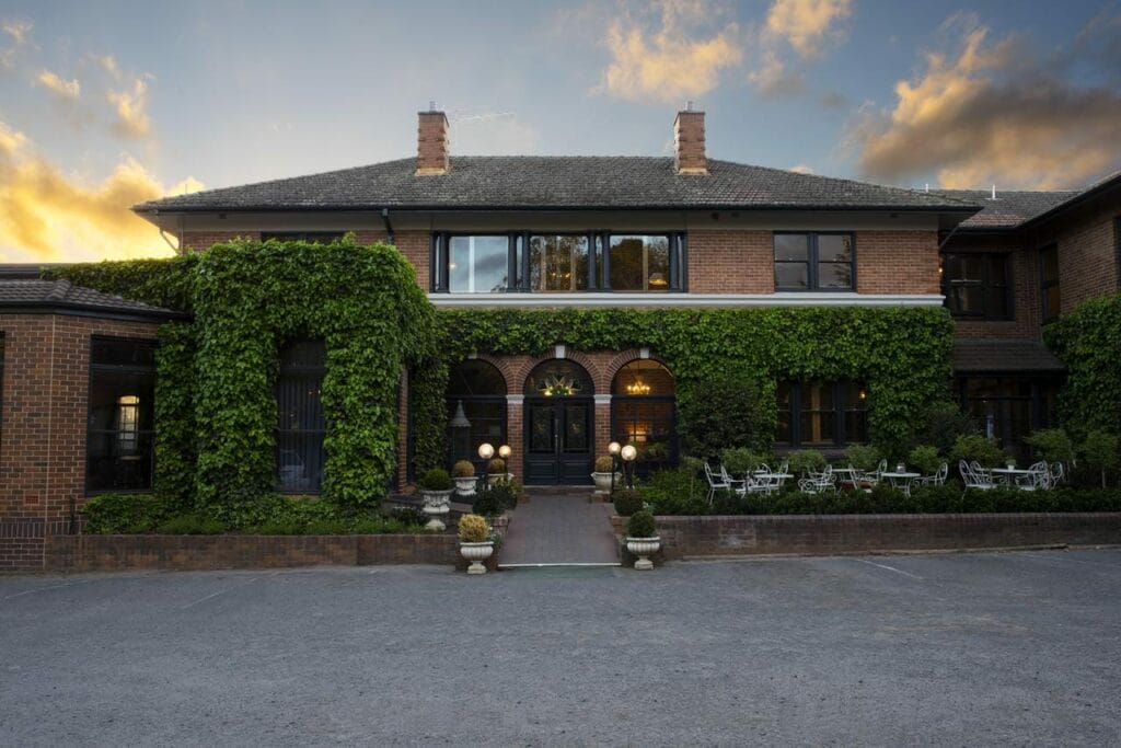 bowral-accommodation - Londoner In Sydney bowral-accommodation