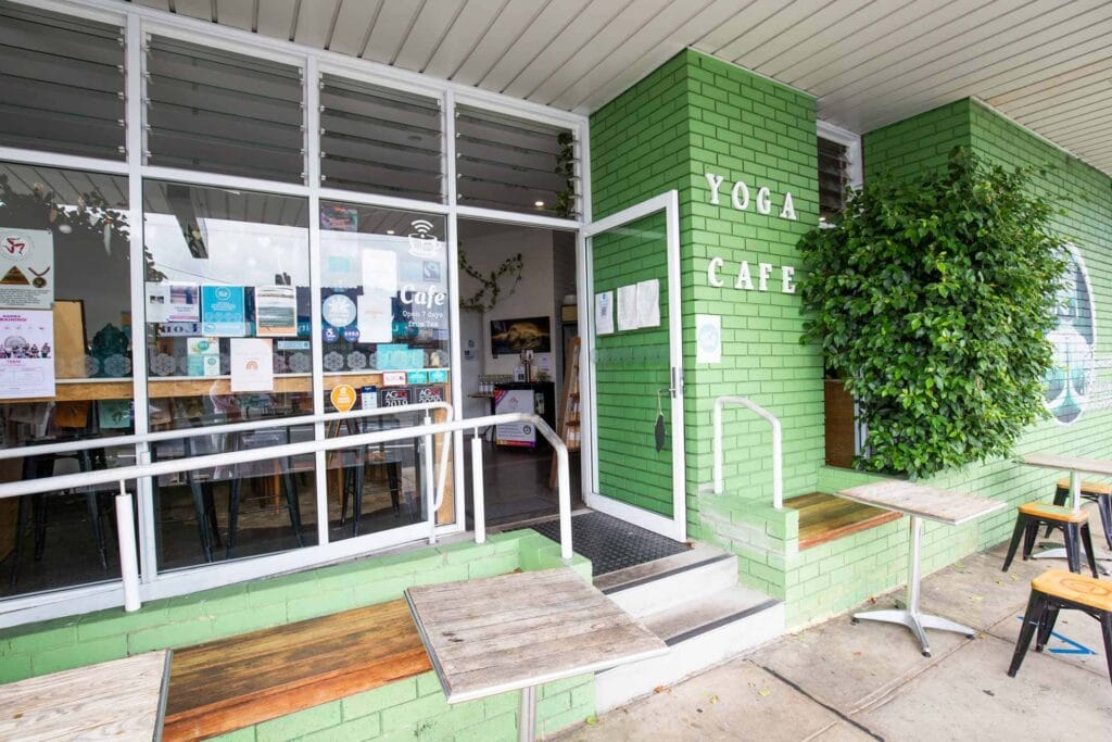 modern-organic-yoga-cafe-long-jetty - Londoner In Sydney modern-organic-yoga-cafe-long-jetty