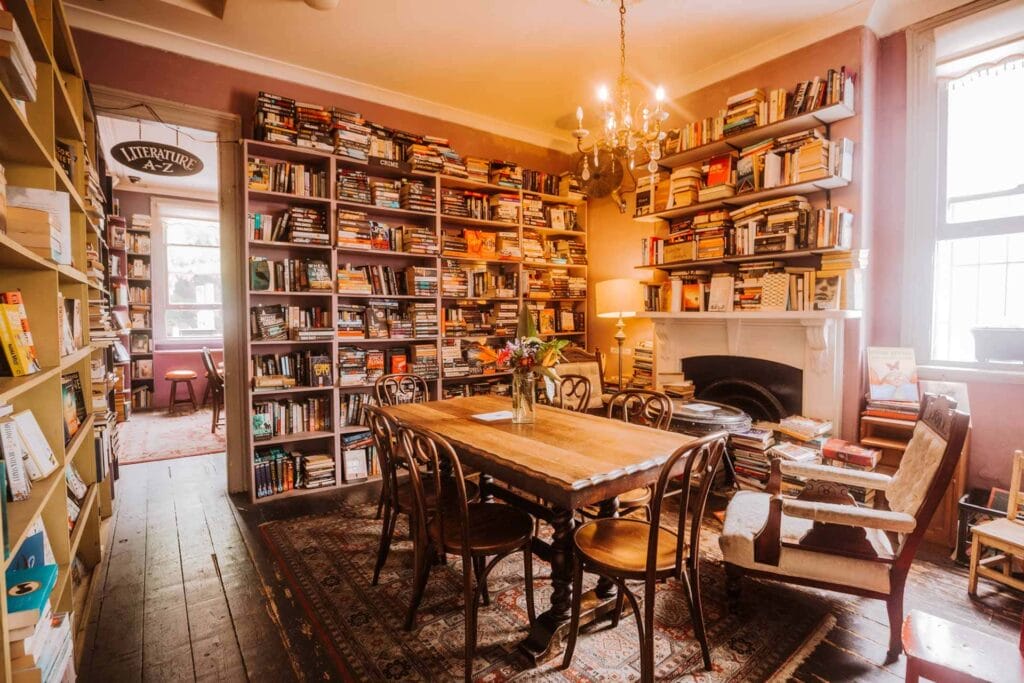 things-to-do-in-sydney-in-the-rain-ampersand-book-shop - Londoner In Sydney things-to-do-in-sydney-in-the-rain-ampersand-book-shop