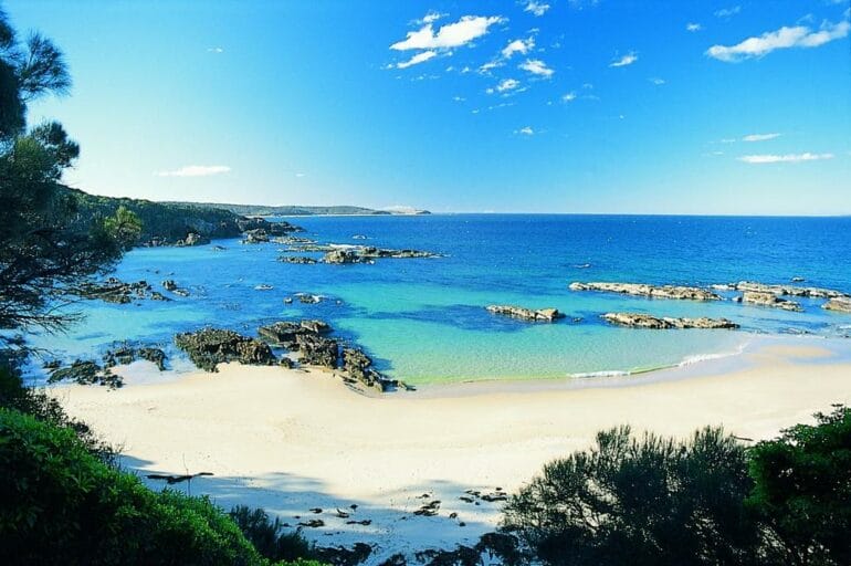 mystery-bay-guide