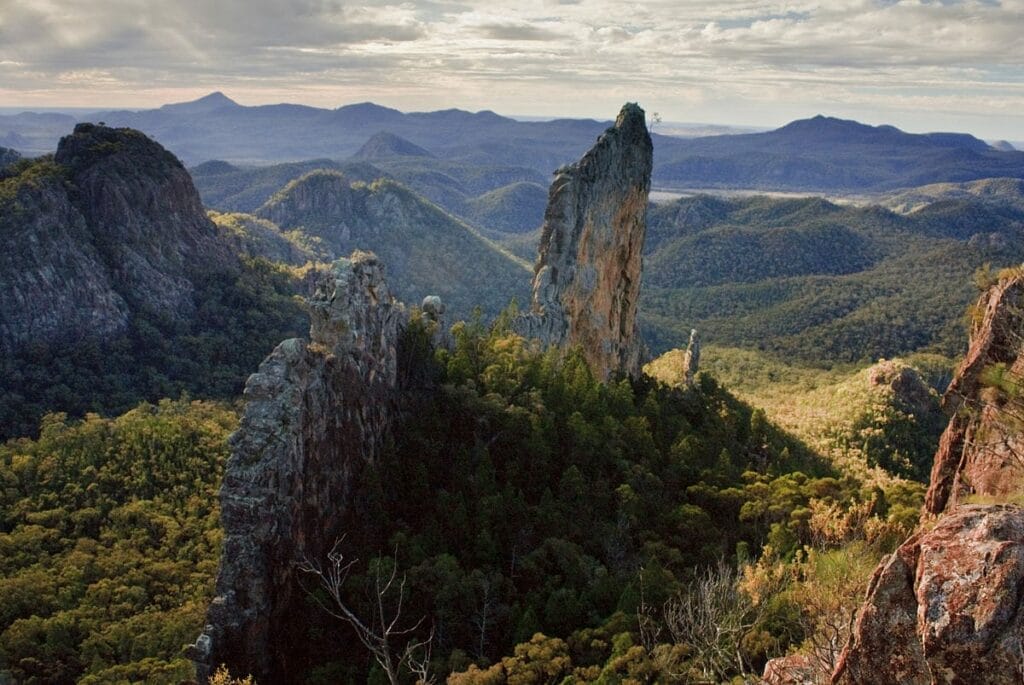 Warrumbungle-national-park-breadknife-walk