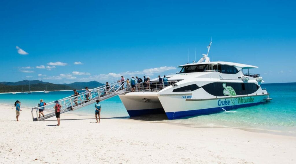 whitsundays-ferry