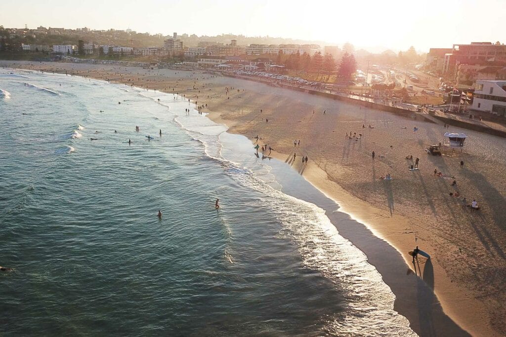 things-to-do-in-bondi-beach-1 - Londoner In Sydney things-to-do-in-bondi-beach-1