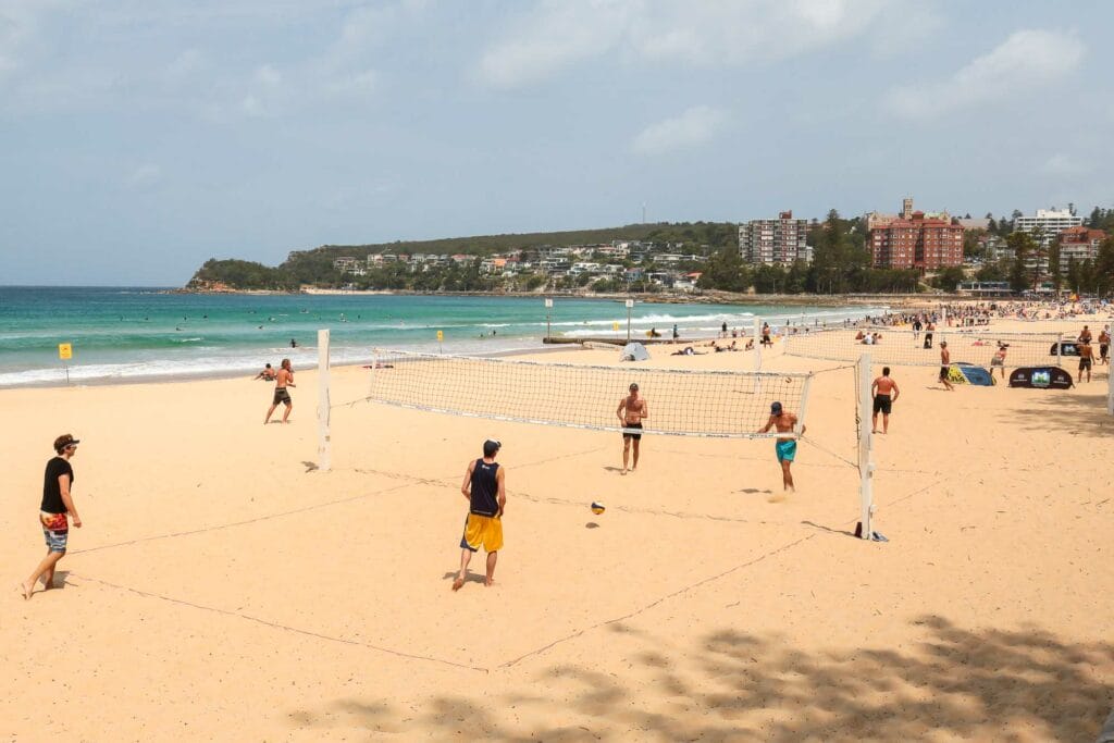 how-to-make-friends-in-sydney-volleyball-in-manly - Londoner In Sydney how-to-make-friends-in-sydney-volleyball-in-manly