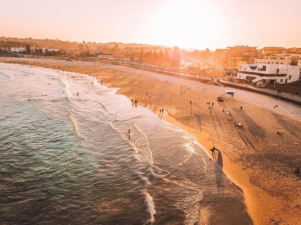 bondi-beach-sunset-where-to-rent-in-Sydney - Londoner In Sydney bondi-beach-sunset-where-to-rent-in-Sydney
