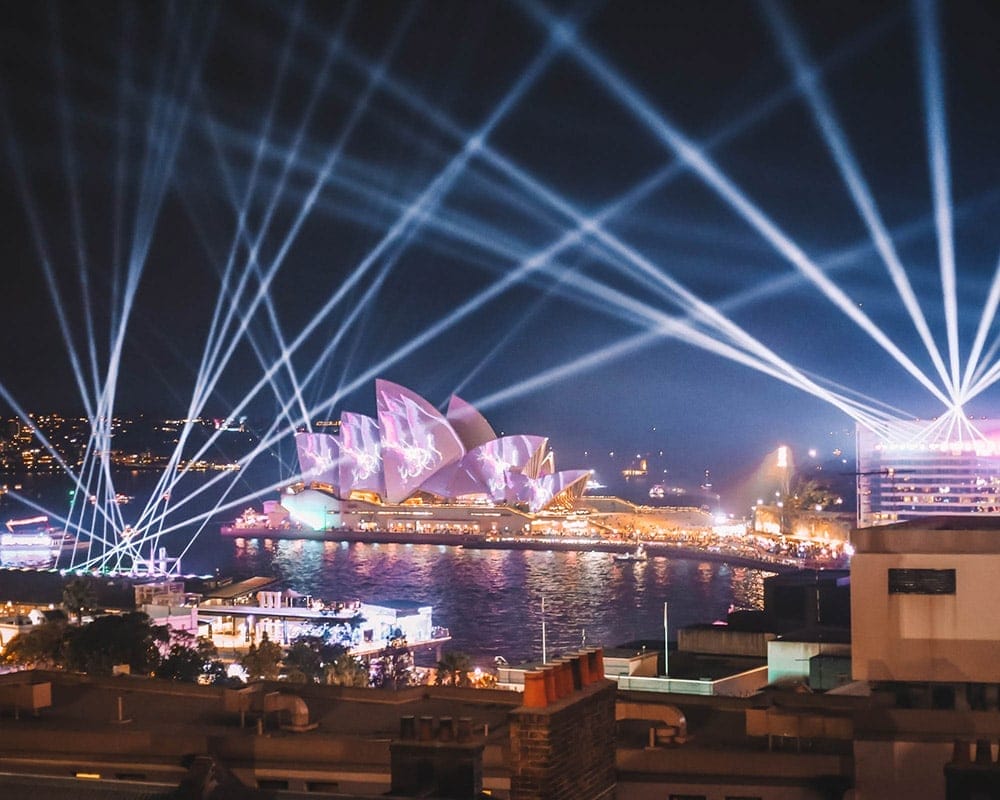 Sydney-vivid-festival-yha