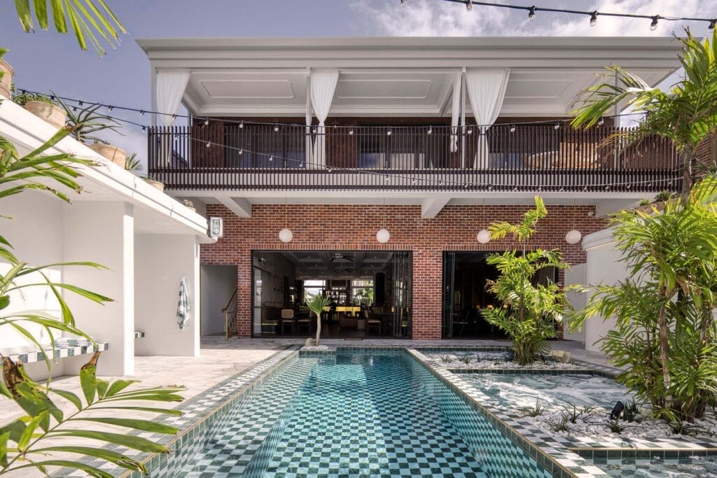 the-banya-best-things-to-do-in-byron-bay