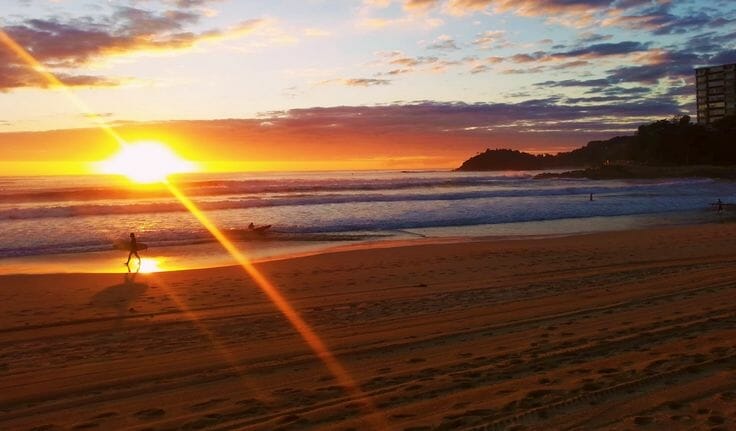 manly-beach-sunrise-in-sydney - Londoner In Sydney manly-beach-sunrise-in-sydney
