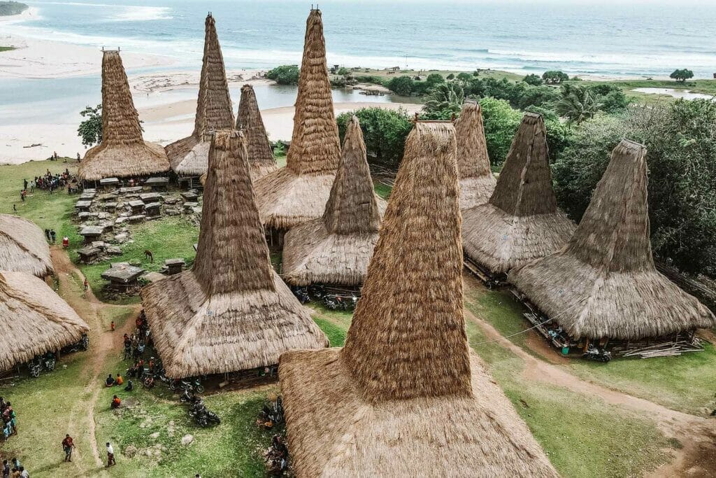 Ratenggaro-Village-sumba